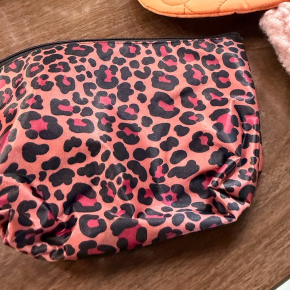 Colorful Patterned Clutch Set - Picture 5 of 7